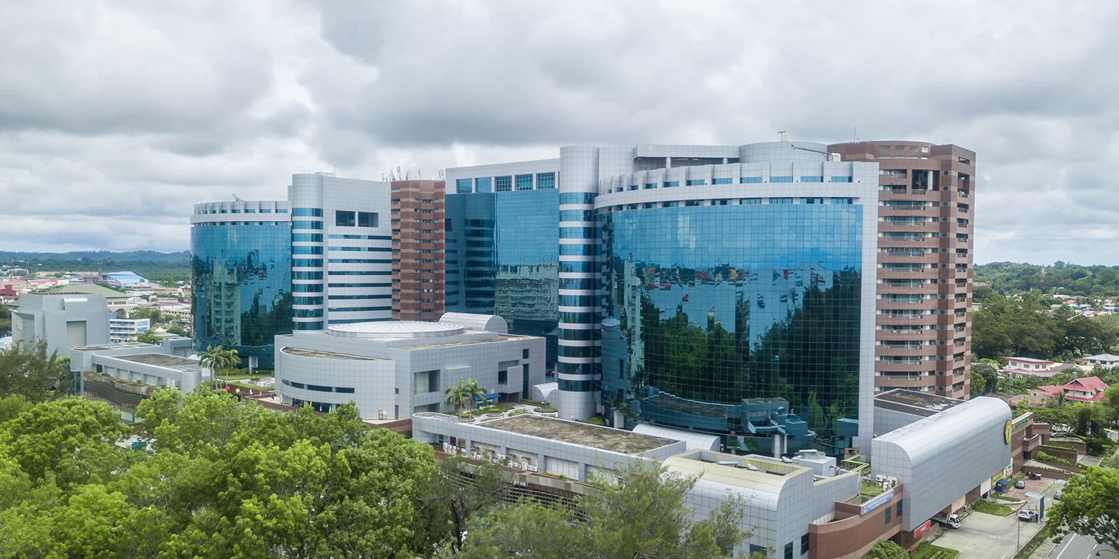 2022_Website_Homepage_Across-The-Region_Image-Accordion_LBN